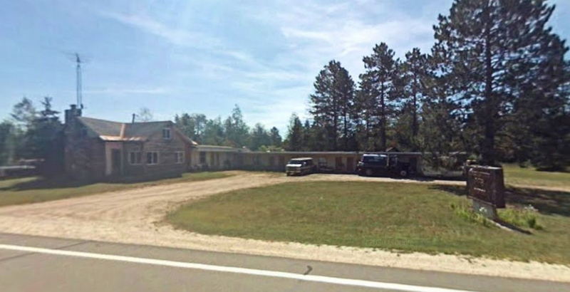 Tahquamenon Falls Motel - 2008 Street View